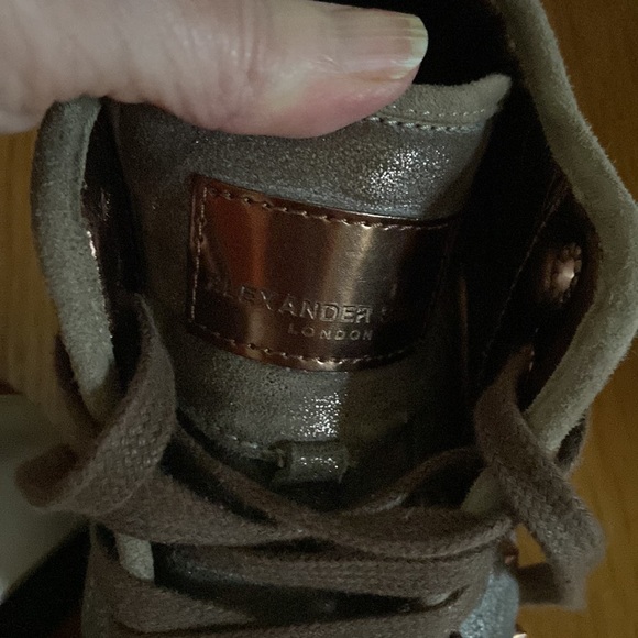 Alexander Smith London EUC Suede High Tops - Picture 10 of 13
